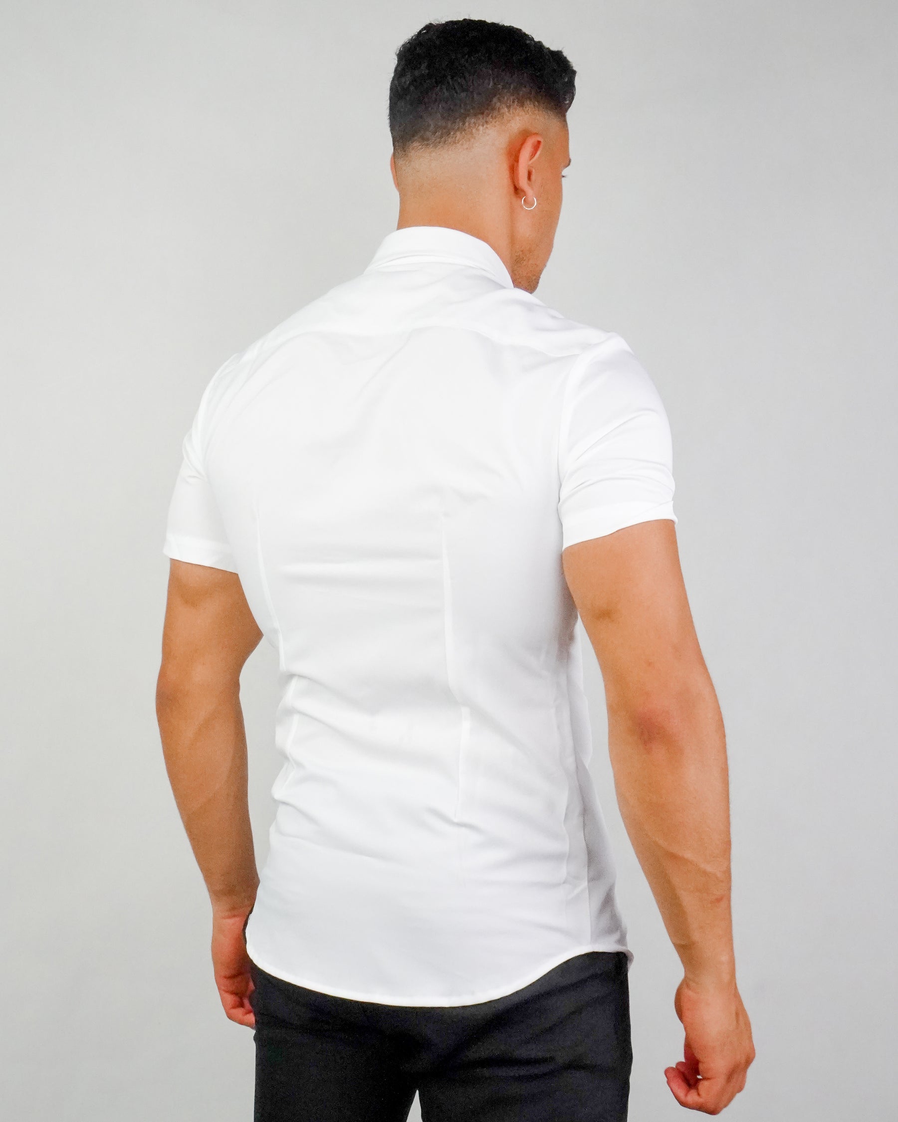 White Element Men's Short Sleeve Muscle Fit Shirt